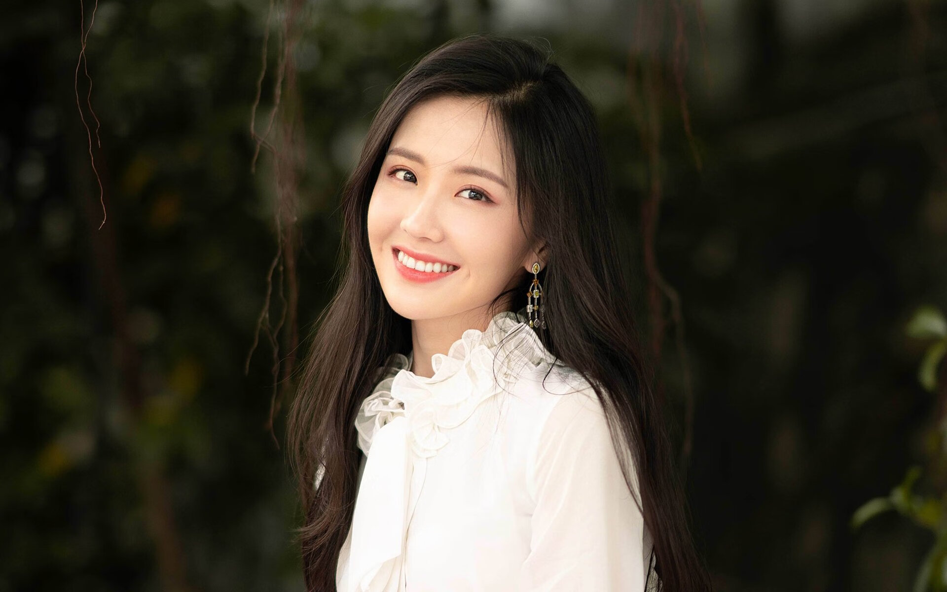 AYX体育官网-山东男篮战术打法逐渐成熟季后赛希望重燃，山东男篮官方发布