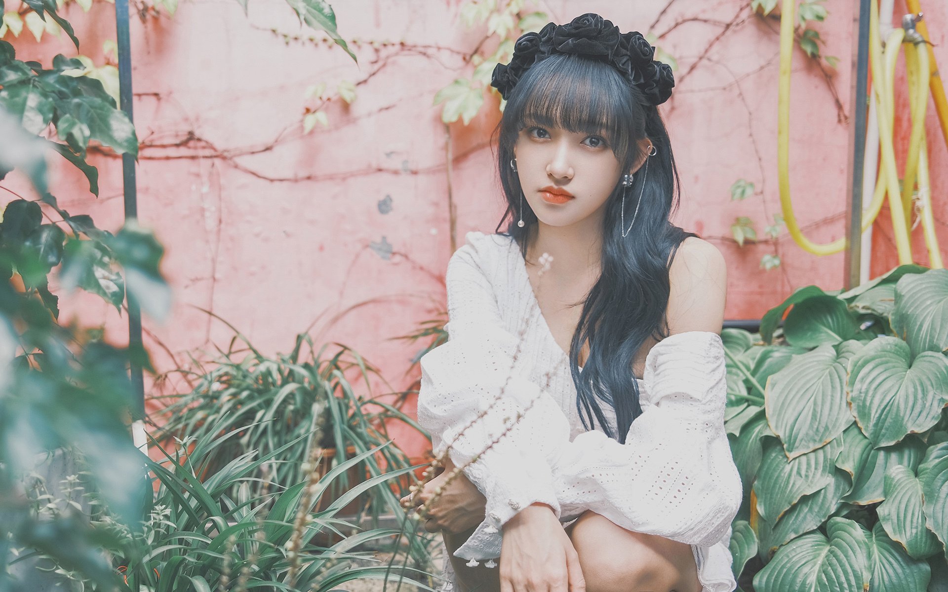 热刺后防线站位改进明显提升稳定性，热刺防守