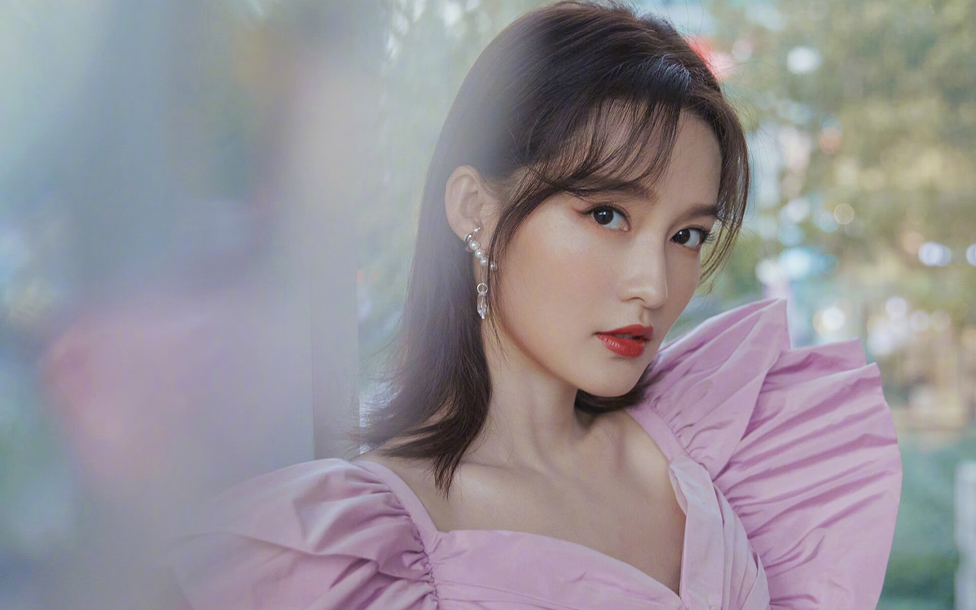 仰泳赛场韩国选手节奏稳定,仰泳比赛视频