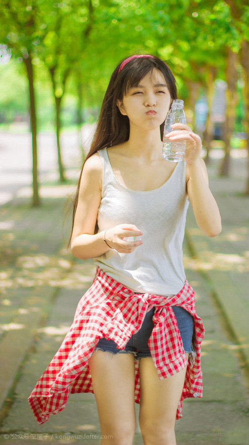 爱游戏体育官方网站-孙颖莎横扫对手夺冠在望，孙颖莎决赛对手