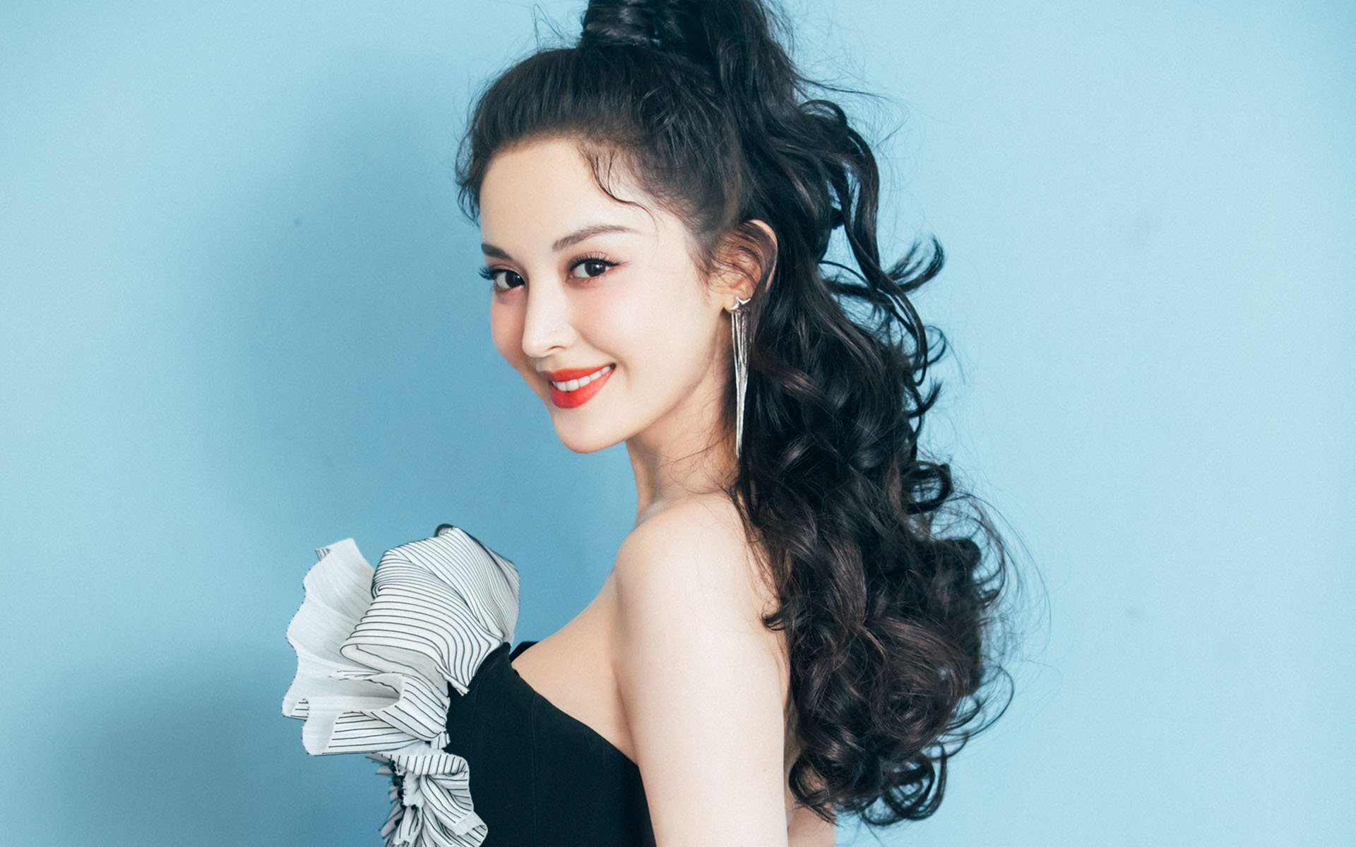 爱游戏中国官方网站平台-法甲Alt未来之星：新秀崛起，未来领军！，世界足坛未来之星