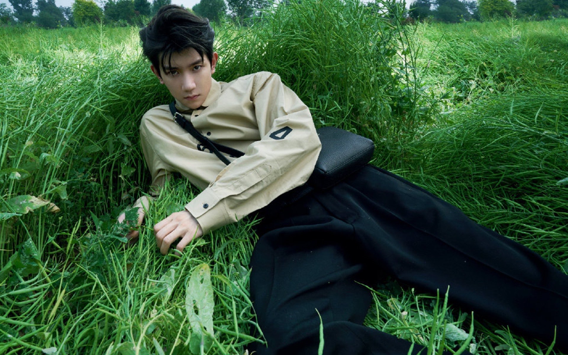 爱游戏中国官方登录入口网站-男子跳水动作精准度大幅提升，男子跳水视频比赛视频尴尬